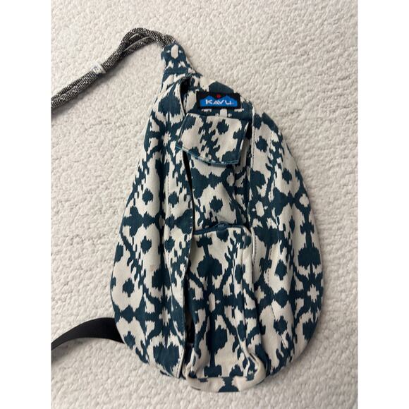 Kavu Rope Sling Bag Lightweight Crossbody - Picture 1 of 7